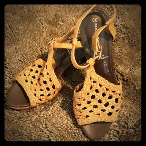 Womens sandals